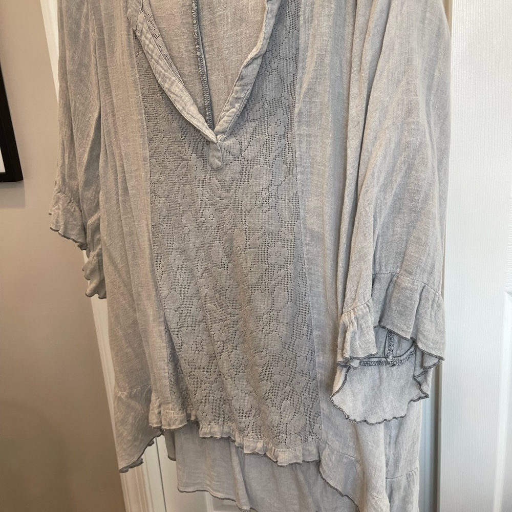Love 8 Light Gray Lace Tunic